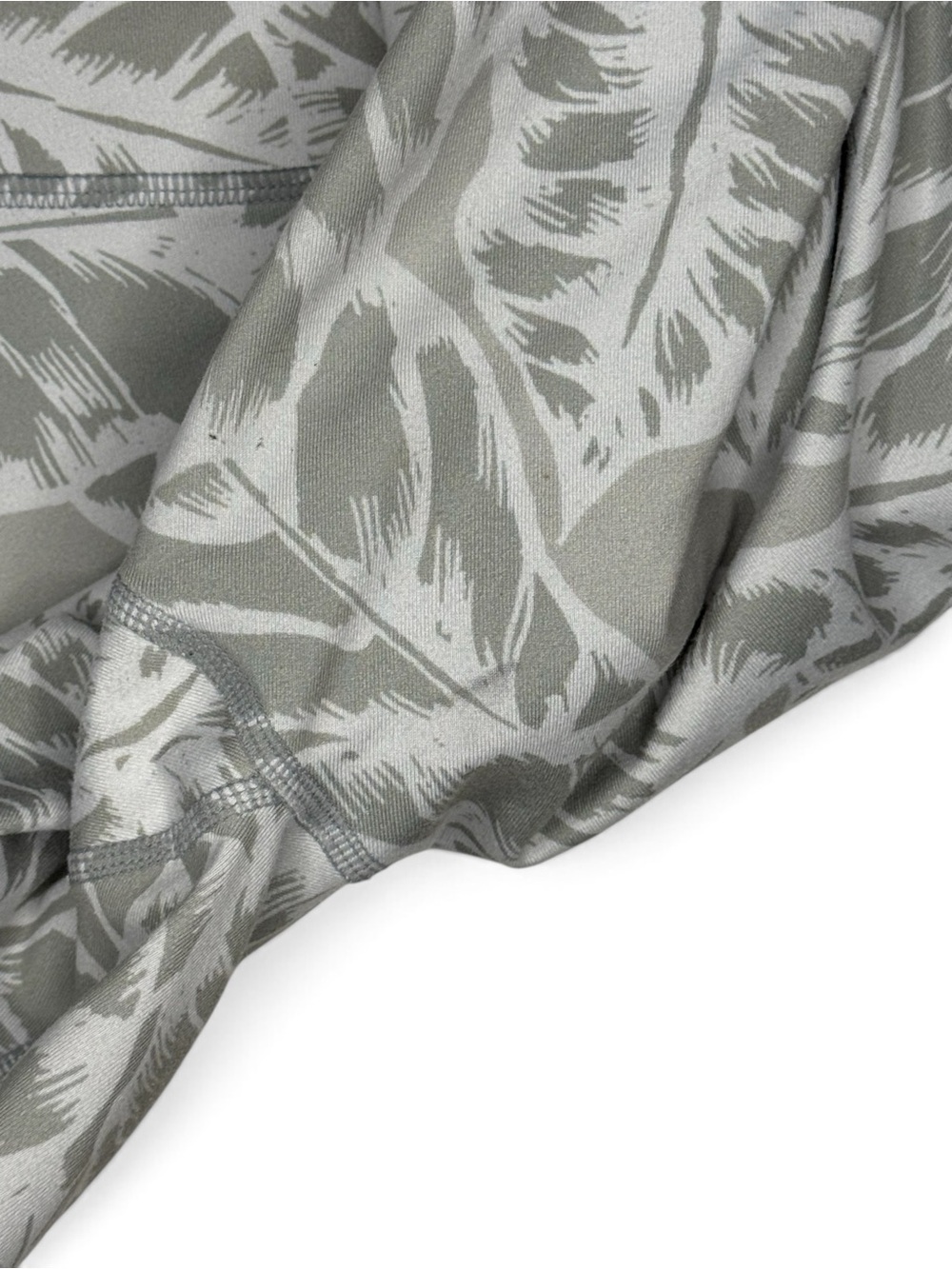 Alo Yoga Palm Springs Air Brushed High Waisted Leggings Size L White Gray Prints - Picture 7 of 11